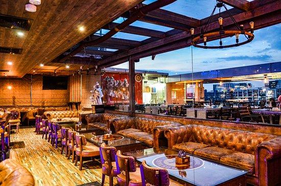 Mustang Terrace Lounge